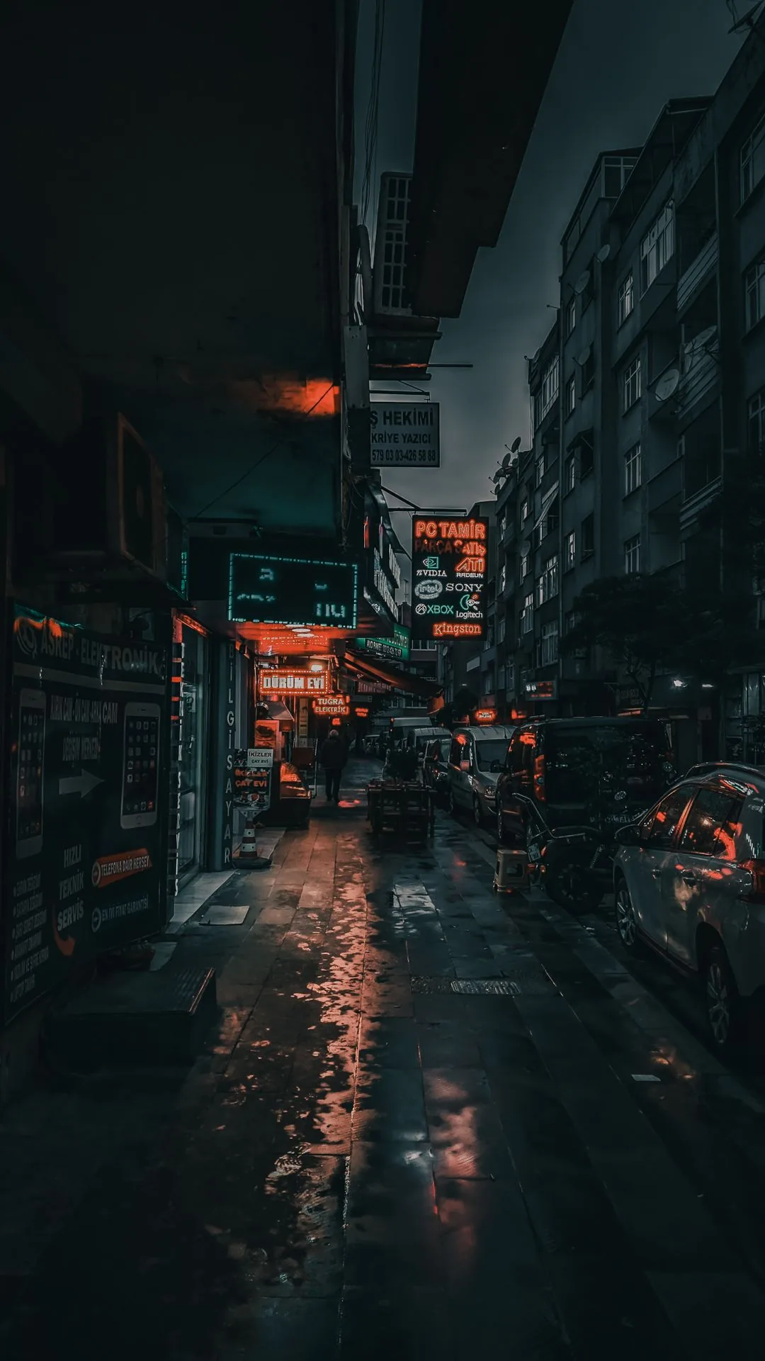 wet night street with cars aesthetic phone background
