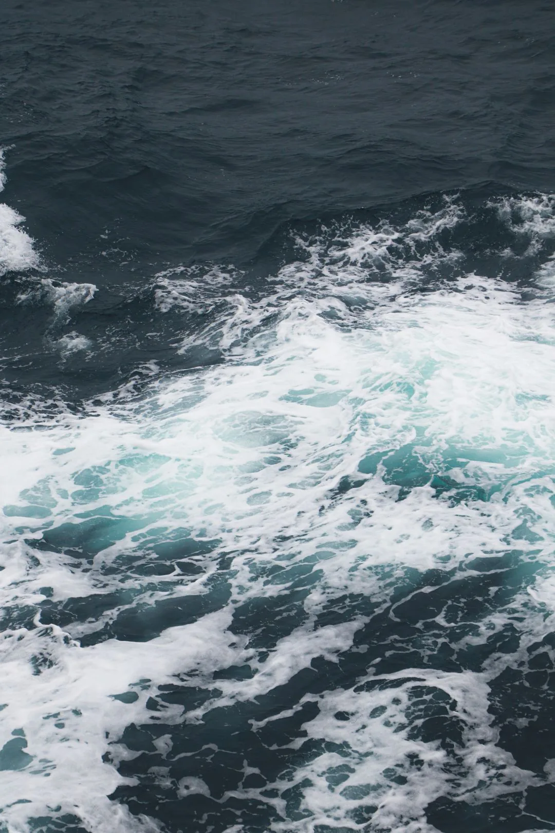 deep blue sea foam HD phone wallpaper